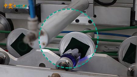 آلة طباعة الشاشة الأوتوماتيكية ذات اللون الواحد المؤازرة للزجاجات البيضاوية المستديرة المربعة 5